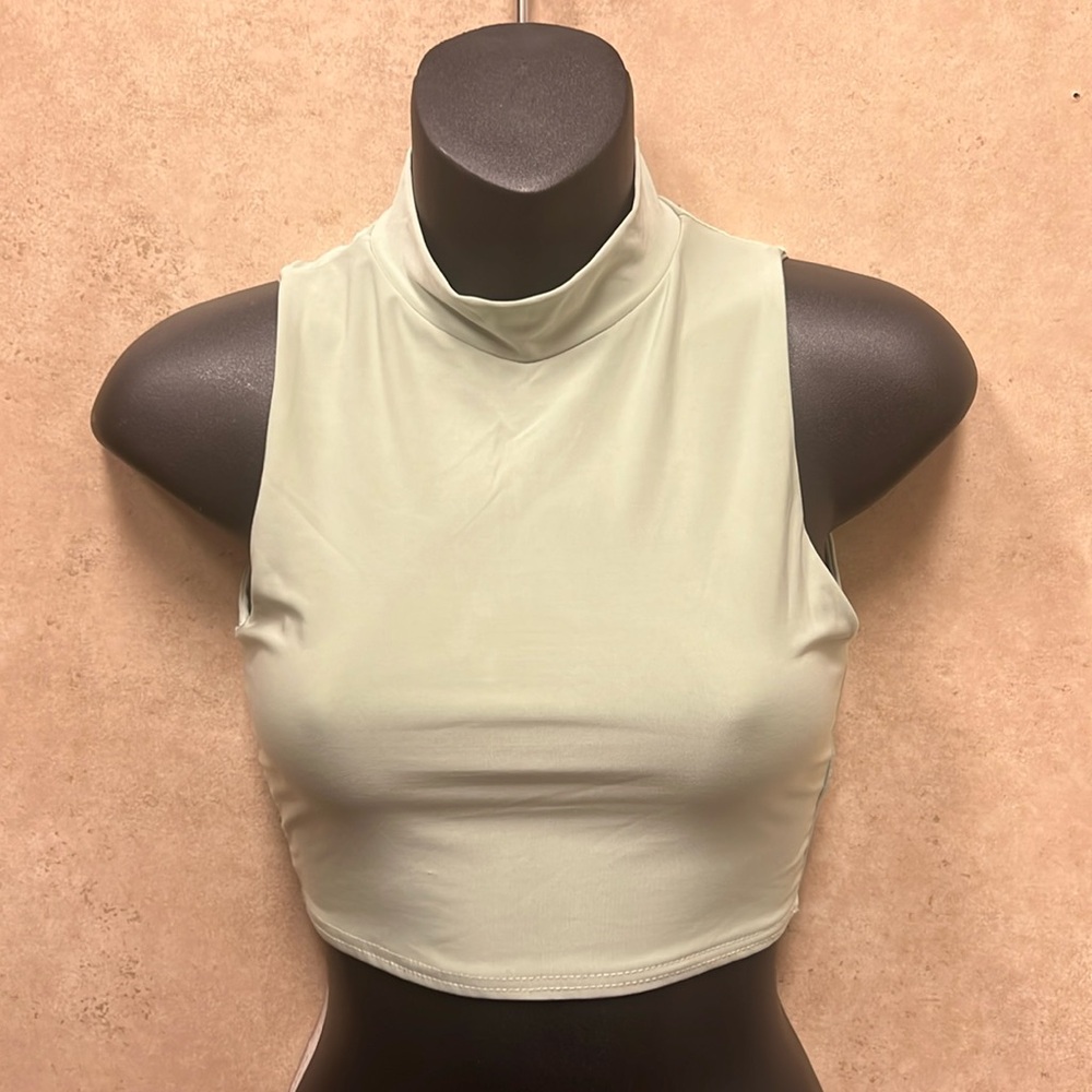 Pretty Little Thing Sage Green Sleeveless Crop Top Size 4